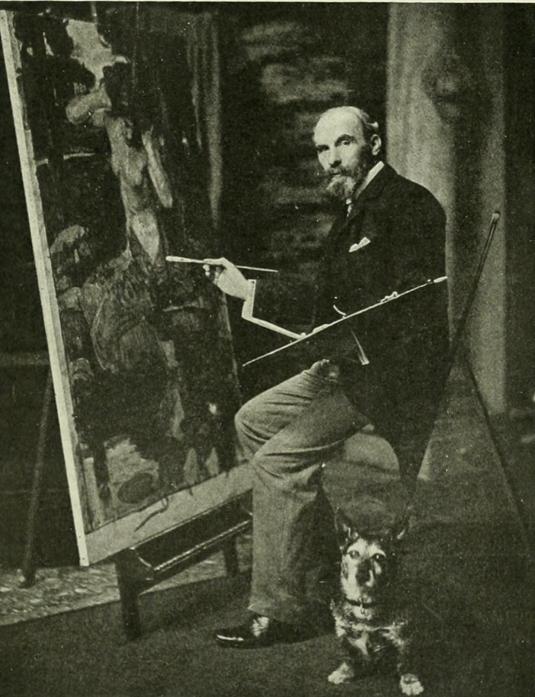 画家ジョン・ウィリアム・ウォーターハウスが自身の画室にいる写真(1912年頃)